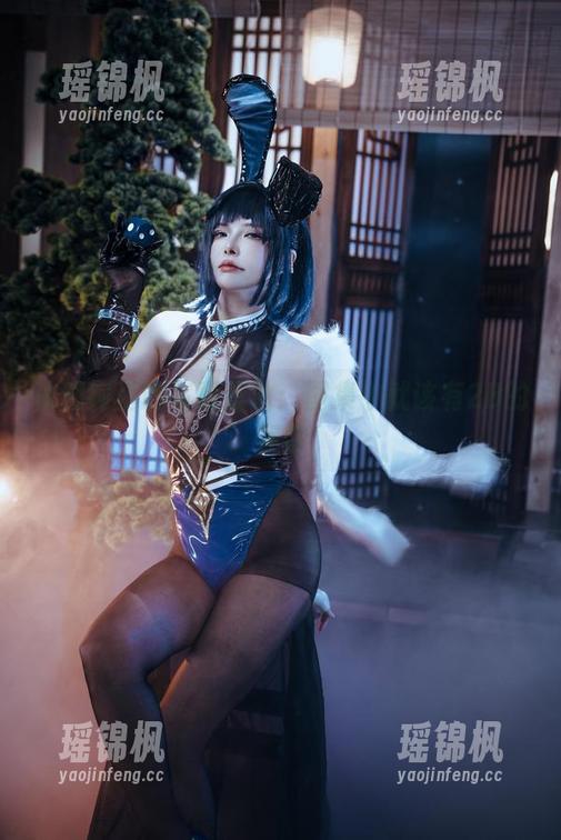 秋和柯基的写真晨曲：图集中就该有2B的存在