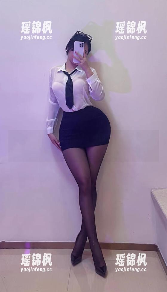 艾拉·isla 微密圈 - 从艾拉·isla的甜美COS写真里偷了一点甜,会不会被抓到?