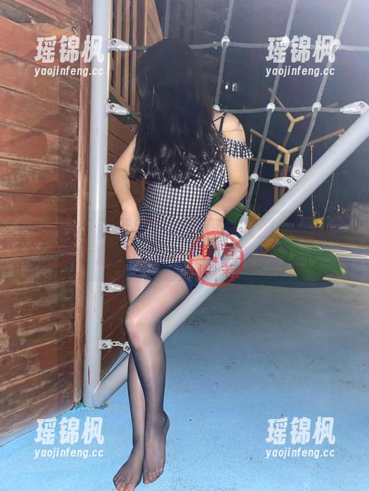 若若老师 微密圈 - 若若老师的微信朋友圈:美图大赏,精选让人转发的必看瞬间!