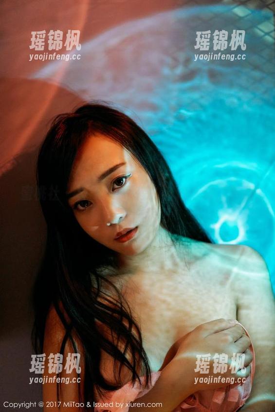 蜜桃社 - Suki四不像的自拍合集，下载后洗洗眼吧