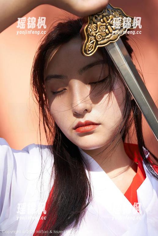 蜜桃社 - 最真实的豹纹，原图里的韵莉娜VANILLA霸气四射！