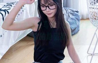 袜啵啵 - 奶油豹纹写真，这组资源是否会引发你的隐藏欲望？