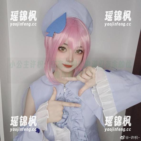 许枳 小公主许枳:在高清图册中游刃有余的优雅与俏皮!