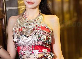 语画界 - 美图新定义：潘朵拉Laa的奶牛写真怎能不看？