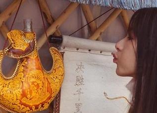 微密圈 - 辣妈女神的泳池探险，免费写真果然有那么点不一样的意思……