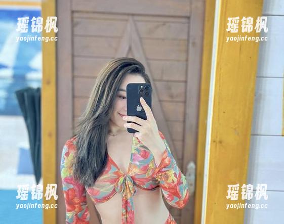 微密圈 - 套图无极限，看看铁锤姐姐的福利大礼包如何撩人