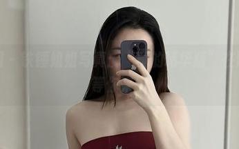 微密圈 - 铁锤姐姐写真：“真的精华版”在网盘里等你来撩
