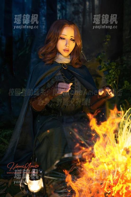 校园里的迷失：雨波HaneAme原图直击心灵，养眼又养眼！