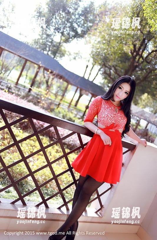 青豆客 - 如果日常需要一剂强心针，那就看萌琪琪Lrene的少女写真全集，肆无忌惮地吸收可爱。