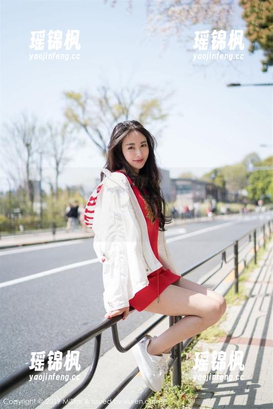 魅妍社 - 娜露Selena礼服合集在这里，特价无底线——随便翻翻，还真有几件让人一不小心心痒痒