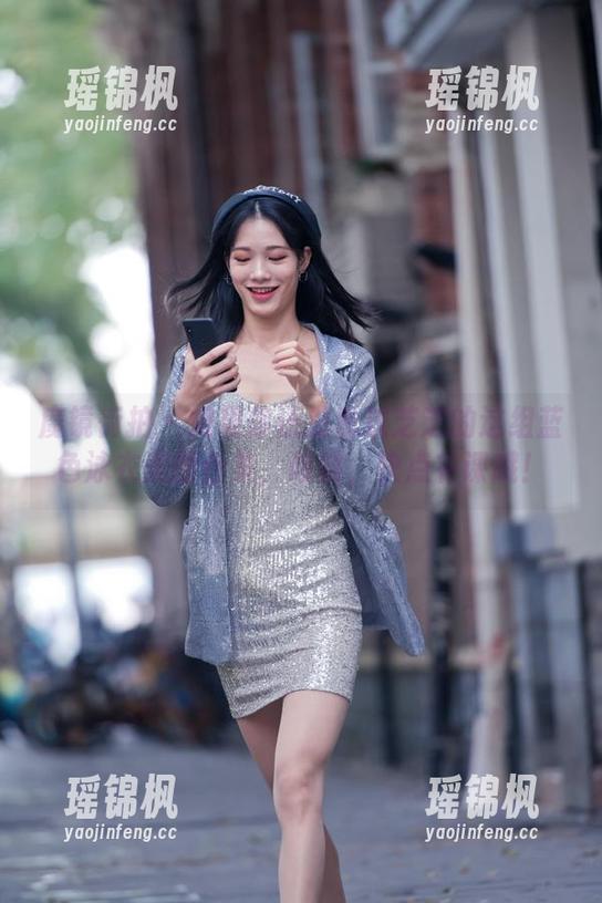 魔镜街拍-芝芝 魔镜街拍 - 如果你还没看过芝芝的这组蓝色泳衣美图合集,咳咳,快点补课哦!