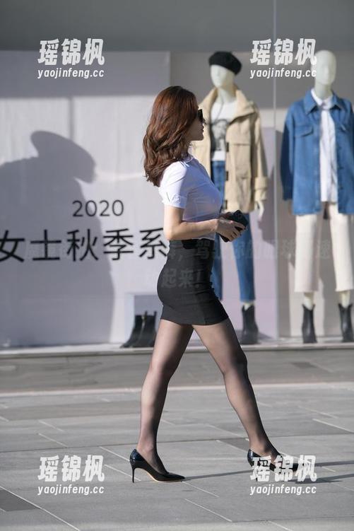 魔镜街拍：全套热裤，驾驶你的眼球高速动起来！