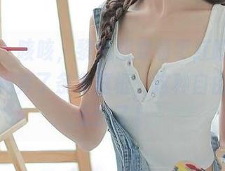 微密圈 - 咳咳，黎允熙穿着枣红睡裙合集，壁纸抛弃了条条框框，这种自由太让人无奈了！