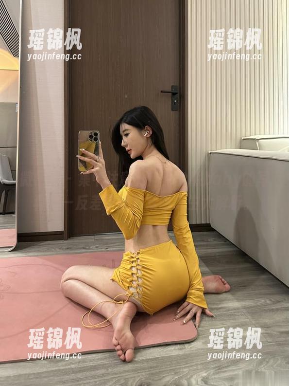 微密圈 - 集中注意力！黎允熙baby的写真——反差学妹的双面人生大解析。