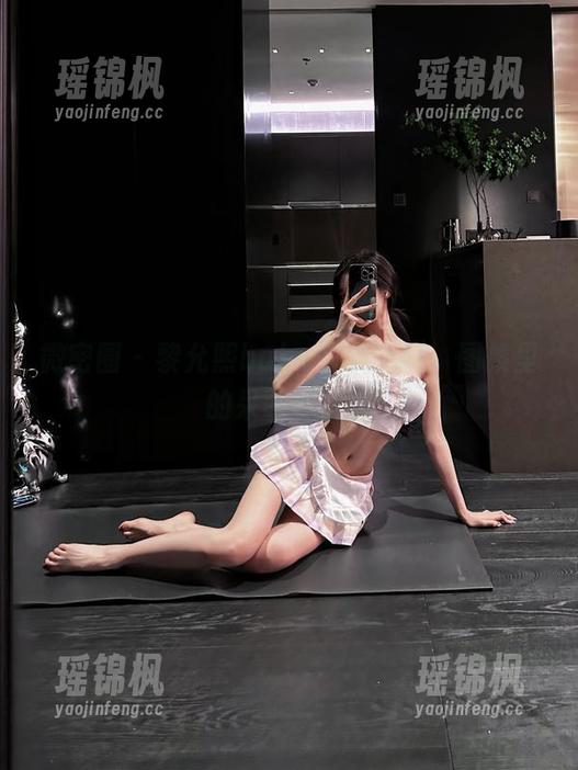 微密圈 - 黎允熙baby的兔女郎：图集里的呆萌与优雅